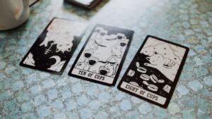 Was ist Kartenlegen? Tarot, Lenormand und Kipper im Vergleich